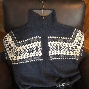 Men’s knit zip sweater